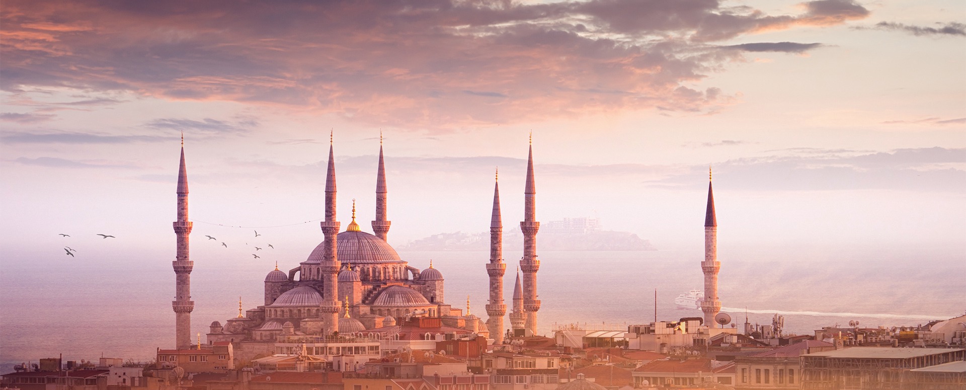 Famous Blue Mosque at Sunset (Istanbul, TR)