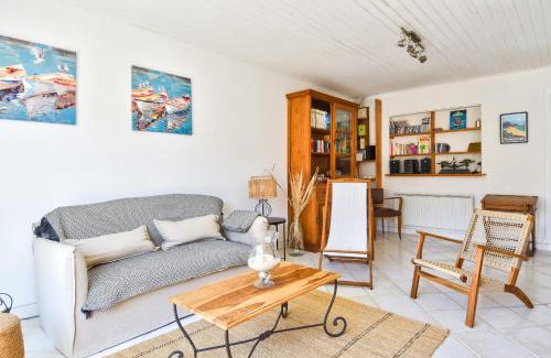 L'Epine House | À 800 m de la mer, jolie maison avec jardin pour 7