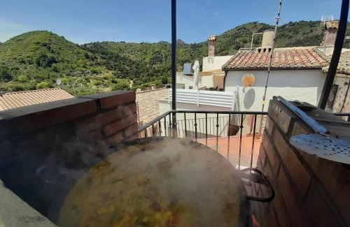 Chovar Apartment | ÁTICO RURAL "EL COLMENAR" para parejas, amigos o familia a la montaña