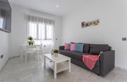 Bormujos Apartment | Áticos Lux Sevilla Piscina Parking