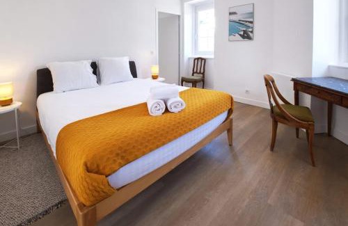 Dinard Apartment | Échappée Belle-Joli T2-Centre de Dinard-Plage 500m