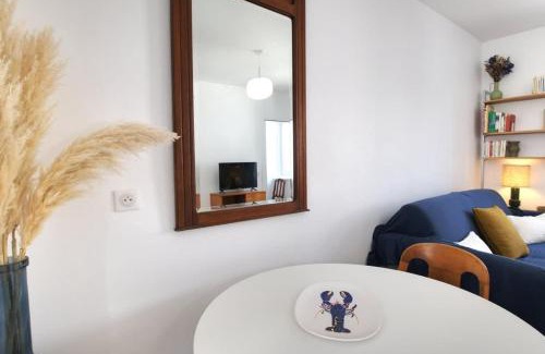 Dinard Apartment | Échappée Belle-Joli T2-Centre de Dinard-Plage 500m
