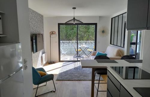 Concarneau Apartment | Évasion en bord de mer - 350m plage - Garage privé