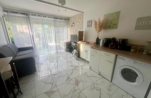 Palavas-les-Flots Apartment | Évasion Soleil, Plage et Piscine