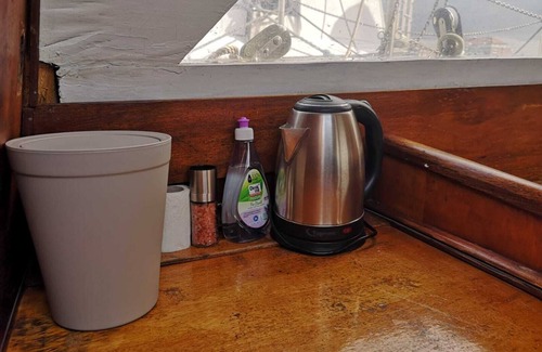 Doese Boat Rental | Übernachten auf dem Segelboot