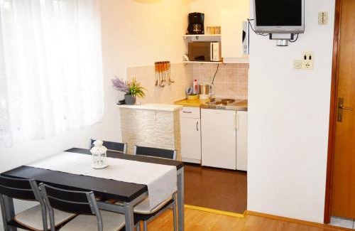 Igrane Apartment | ĆOSIĆ APARTMANI IGRANE