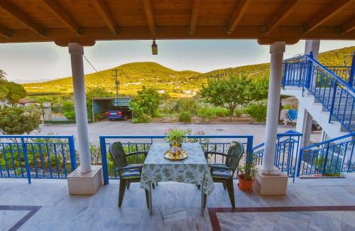 Samos Town House | Εξοχική κατοικία Αnna's house