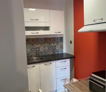 Ampelokipoi Apartment | ΠΑΙΔΩΝ Στουντιο 2