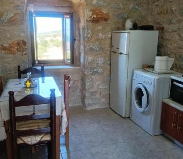 Omales House | Πετροχτιστο Ρηνιω