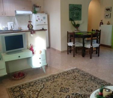 Loutraki House | Φιλόξενο σπίτι στο Λουτράκι!