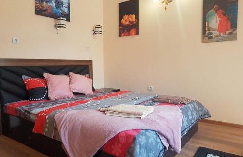 Devin Apartment | Апартаменти Диди