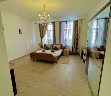 Chernovtsy Apartment | В САМОМУ ЦЕНТРІ МІСТА, ЗДАЮТЬСЯ В ПОДОБОВУ ОРЕНДУ, АПАРТАМЕНТИ ZONEofCOMFORT