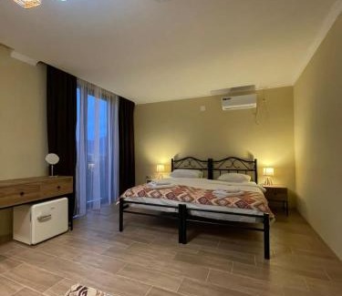Khelvachauri House | Гостевой Дом Батумский Двор