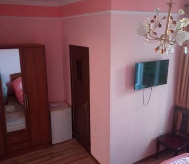 Cholpon-Ata House | Гостевой дом "Светлана"