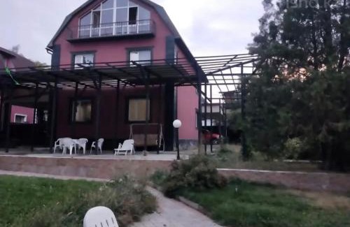 Alatau Apartment | Коттедж 3-ех уровневый