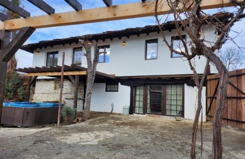 Gabrovo House | Къща за гости Роден Балкан
