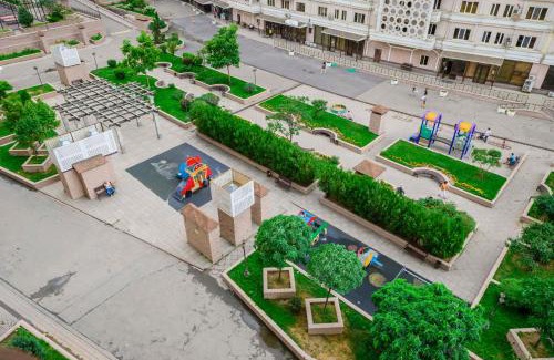 Almaty Apartment | Оранжевый уют