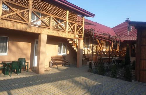 Svalyava Hotel | Садиба "У Юлії"