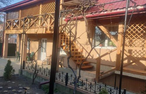 Svalyava Hotel | Садиба "У Юлії"