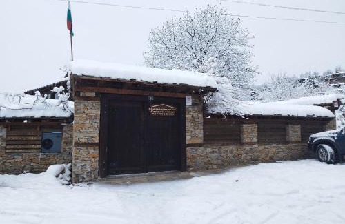 Leshten House | Семеен Хотел Скендерова Къща