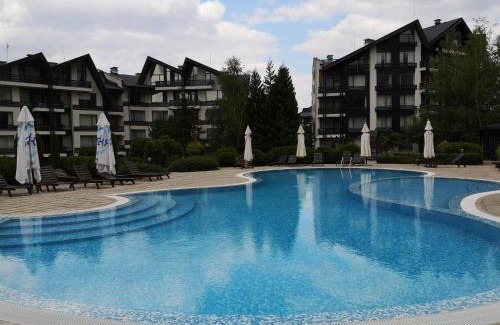 Razlog Apartment | Студио за трима, басейн, Aspen Golf Resort, Банско, Разлог
