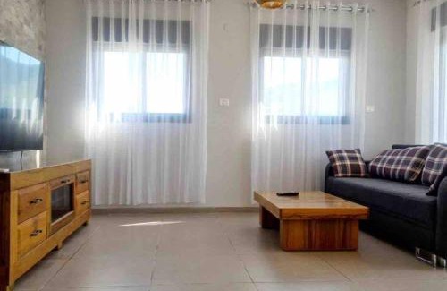 Migdal Apartment | דירה מפנקת מעל הכנרת
