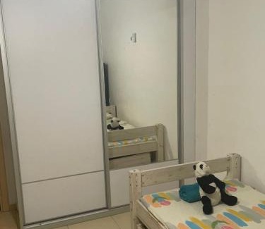 Rehovot Apartment | דירת 4 חדרים מתוקה ברחובות מרכז העיר קרובה לכל מקום