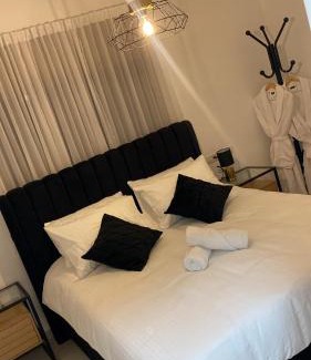Tiberias Apartment | מצפור הכנרת- דירת גן לאירוח