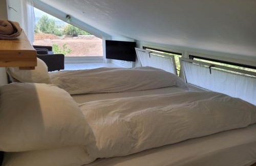 Merom Golan Bed & Breakfast | על גג העולם - צפון הגולן - On the Top of the World - Northern Golan
