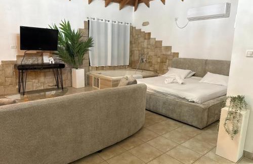 Safed House | פנינת הפסגה - סוויטות בוטיק יוקרתיות