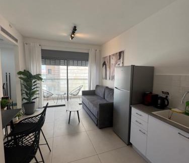 Eilat Apartment | פסגת הדקל- דירה מודרנית עם נוף להרים