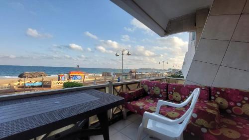 Al-Muntazah Apartment | احلي شالية في المعمورة اسكندرية مصر علي البحر