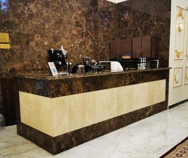 Al Bawadi Hotel | اساور للشقق المخدومه