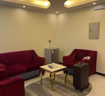 Al Bawadi Hotel | اساور للشقق المخدومه