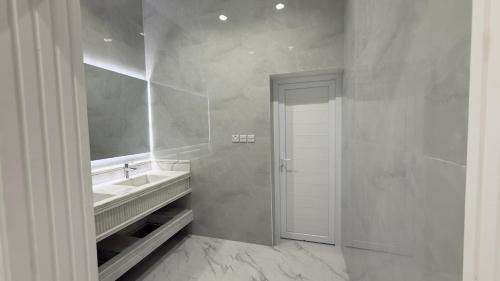 Salalah Ski Chalet | استراحة الدرة 2