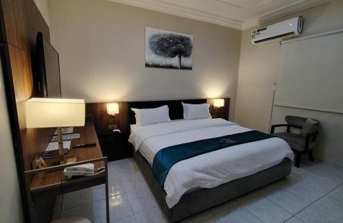 Al-Hamra'a Hotel | السراج للشقق المخدومة