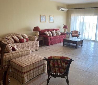 Durrat Al-Arous Ski Chalet | شالية درة العروس
