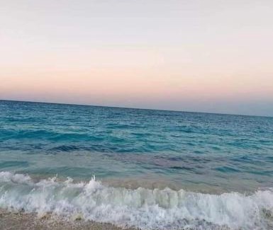 Ras Sudar Apartment | شاليه سياحي مكيف صف أول علي البحر مباشره ومكيف وبحديقه خاصه