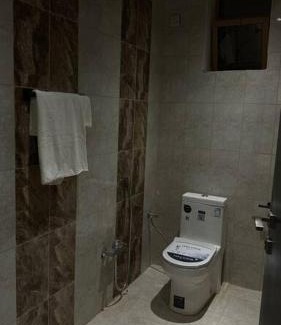 Buraydah Apartment | شقة بصالة وغرفتين نوم مريحة