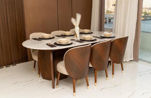 Oula Apartment | شقة فندقية اطلالة عالنيل بالكامل في قلب القاهرة بجوار الفورسيزون