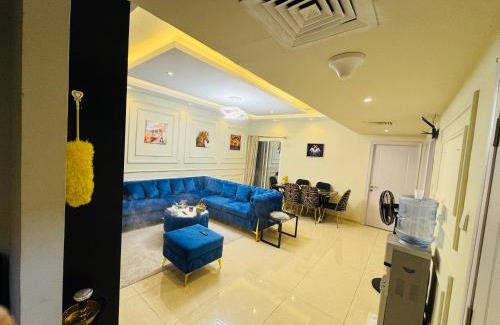 Al Majaz Apartment | شقة لك بل كامل غرفة وصالة