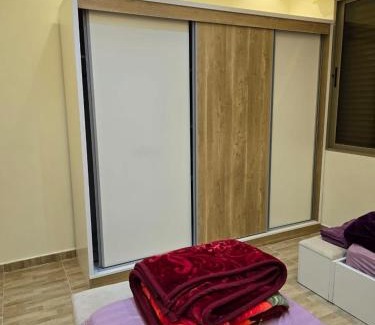 Irbid Apartment | شقة مستقلة تشطيب سوبر ديلوكس مع حديقة رائعة في إربد عيش الرفاهية والهدوء في أحد أرقى شوارع إربد في الأردن