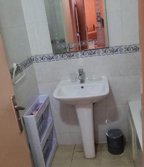 Quartier Des Mimosas Apartment | شقة ممتازة باسكان الشعبي طريق مهدية تتوفر على جميع وسائل الراحة