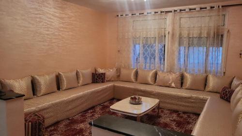 Quartier Des Mimosas Apartment | شقة ممتازة باسكان الشعبي طريق مهدية تتوفر على جميع وسائل الراحة
