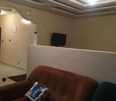 Akhfenir Apartment | شقق حكيم المفروشة