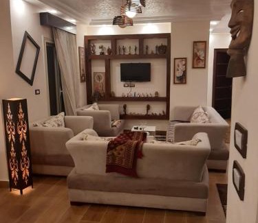 Al-Muntazah Apartment | شقه بالمعموره الشاطئ