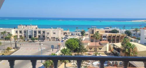 Marsa Matruh Apartment | شقه غرفتين مكيفهSea view للايجار مصيف بمرسى مطروح شارع اسكندريه