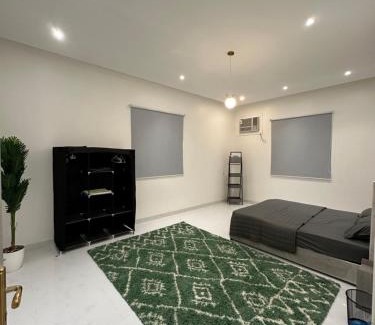 Khamis Mushait Apartment | غرفة وصالة جلوس حديثه 1