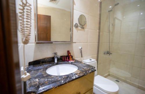 Al-Hamra'a Hotel | فندق جوهرة المقام