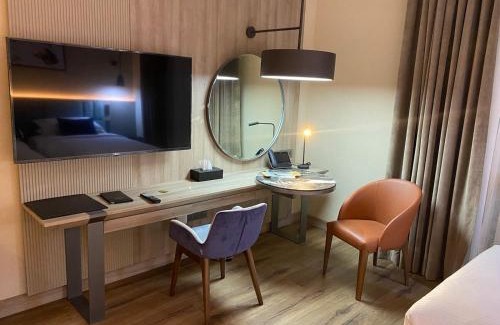 Medina Hotel | فندق رؤيا الاندلس النخبة